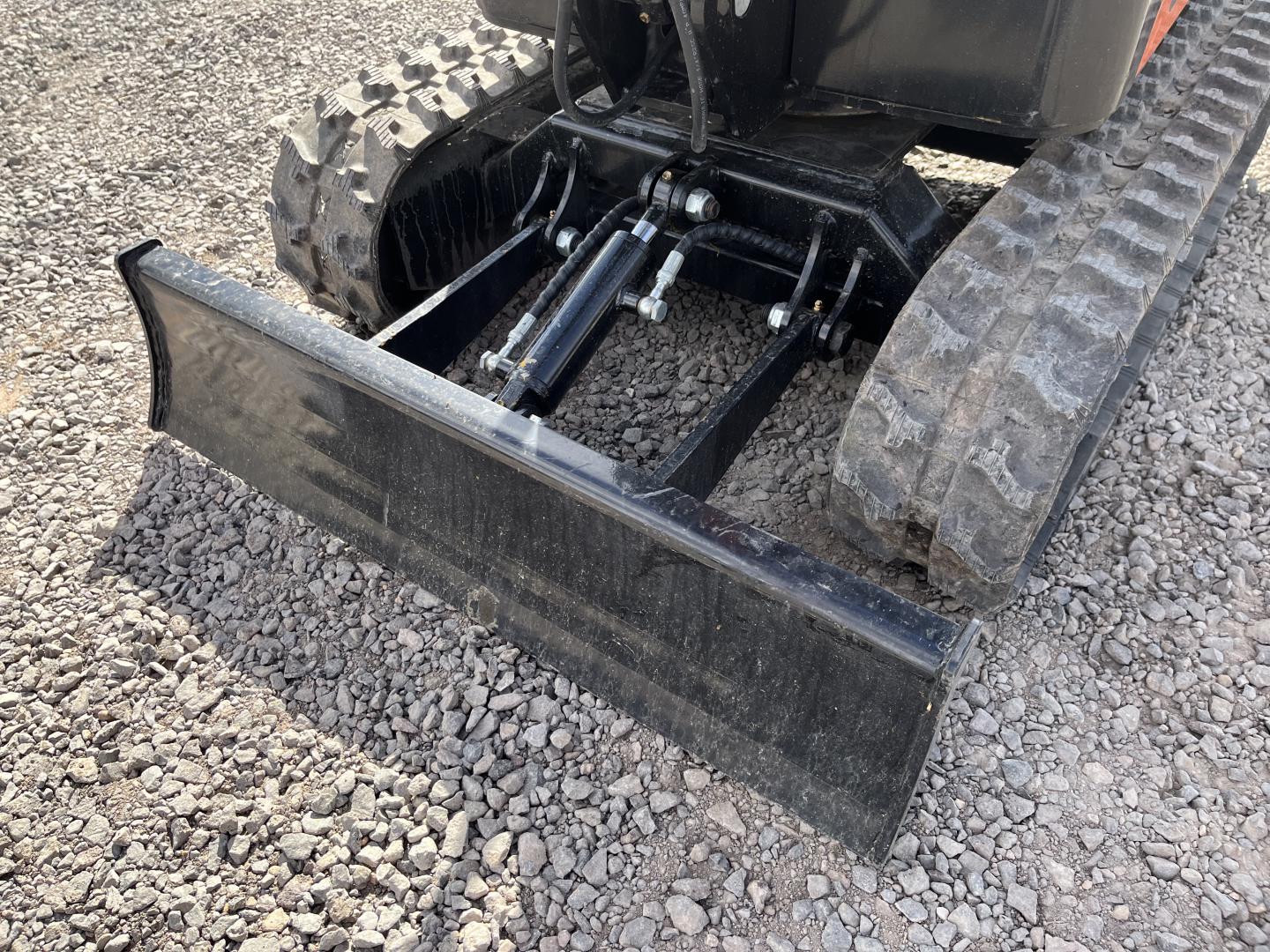 ./imagenes/INVOICE/2019/17382/MINIEXCAVADORA AGROTK QH12 (6).JPG